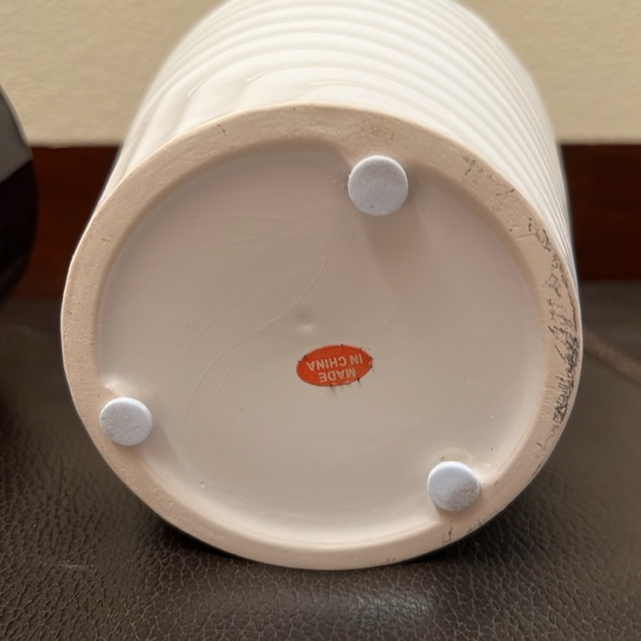 Plant Potter Trio Ceramic Containers in Black, Gray & Cream - Picture 10 of 10